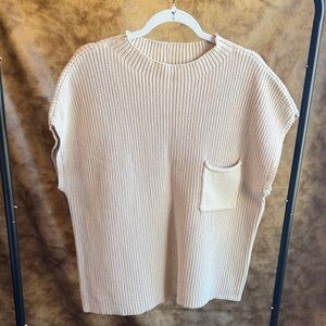 Zenana Outfitters Ribbed Sleeveless Pocket Top